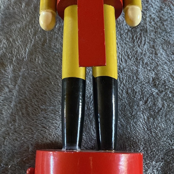 🌰🎄 Vintage Wooden Music Box Nutcracker Solider🎄🌰 - Picture 10 of 13